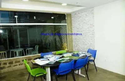 Prédio comercial 600m² em 04 pavimentos, subsolo: 03 salas grandes, 01 sala pequena, 03 depósitos,  02 wcs e jardim.