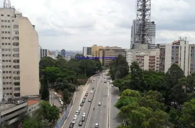 Apartamento 117m², 03 dormitórios (sendo 01 suíte), 03 banheiros e 01 vaga na garagem.    condomínio com portaria, segurança 24hrs, salão de festa