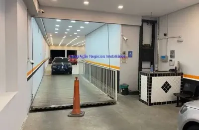 Loja 1.360m², 02 banheiros e 10 garagens.   excelente localização á 45 segundos andando para a estação do metrô higienópolis-mackenzie;