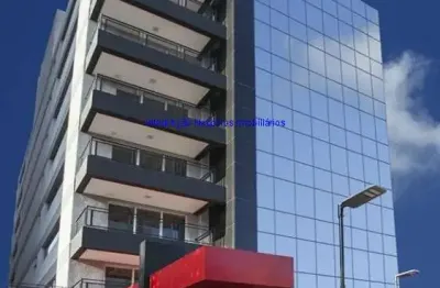 Conjunto comercial 62,07m², 01 banheiro e 02 vagas na garagem.  excelente localização á 4 minutos andando para a estação do metrô clínicas