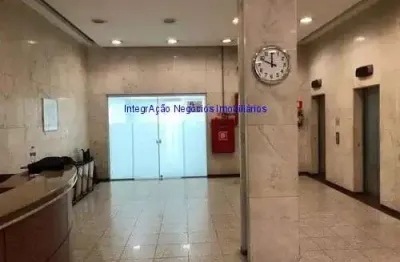 Loja 35m², 01 banheiro.   excelente localização á 7 minutos andando para a estação do metrô república; entre as ruas barão de itapetininga, dom josé