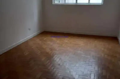 Apartamento 80m², 02 dormitórios e 02 banheiros.   condomínio com portaria.  excelente localização entre as ruas dona antônia de queirós, frei caneca