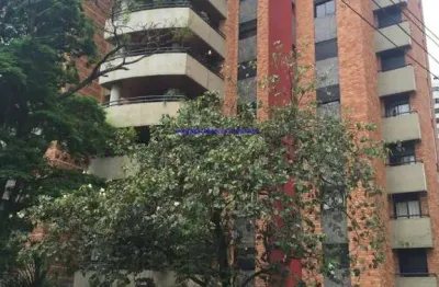 Condomínio com portaria, segurança 24hrs, piscina, piscina infantil, salão de festa, sauna, academia e quadra poliesportiva.  excelente localização
