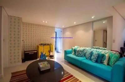 Apartamento 95m², 02 dormitórios (sendo 01 suíte), 03 banheiros e 02 vagas na garagem.  condomínio com segurança, portaria, salão de jogos