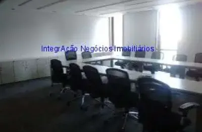Conjunto comercial  1000m², 07 banheiros e 16vagas na garagem.   condomínio com recepção e segurança 24hrs.  excelente localização á 3 minutos andando