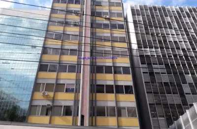 Conjunto comercial, 28m², 01 sala, lavabo, copa.    condomínio com recepção.  excelente localização á 3 minutos andando para a estação do metrô