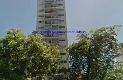 Condomínio com portaria e segurança.  excelente localização á 2 minutos andando para a estação do metrô higienopólis-mackezie; ao lado da universidade