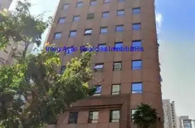 Condomínio com recepção e segurança 24hrs.  Excelente localização entre as Ruas José Maria Lisboa, Pamplona e Alameda Lorena.