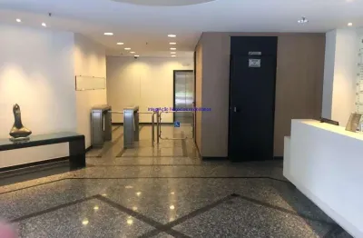 Sala comercial 70m², 02 banheiros, 02 vagas na garagem. ótima localização, a 300 metros do metrô sé, próximo também do metrô liberdade.