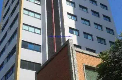 Conjunto comercial 40m², 02 banheiros e 01 vaga na garagem.  condomínio com recepção e segurança 24hrs.  excelente localização
