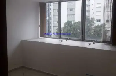 Sala comercial 40m², 01 banheiro e 01 vaga de garagem.   condomínio com recepção e segurança 24hrs.     excelente localização.