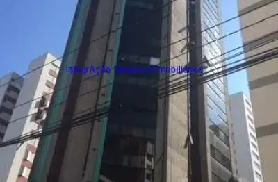 Condomínio com recepção, segurança e manobrista.  excelente localização, próximo à rua da consolação e avenida paulista , à 5 minutos do da estação