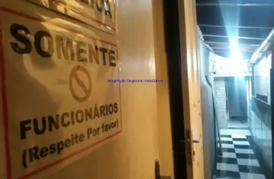 Casa comercial 150m², 6 salas, 4 banheiros. casa com possibilidade de aleração para adequação de diversos ramos. ha negociação