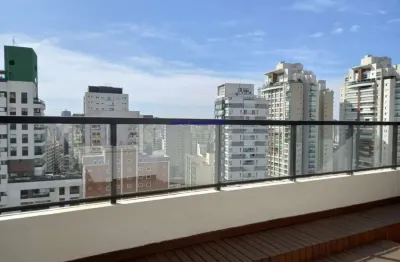 Condomínio com portaria e segurança por monitoramento 24h.  ótima localização à 850 metros da avenida paulista e estação do metrô consolação,