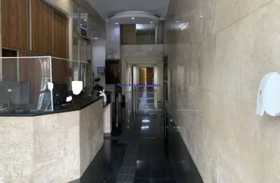 Conjunto comercial 108m², 01 copa, 02 banheiros e 01 vaga de garagem.   condomínio com recepção e segurança.  excelente localização