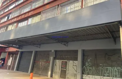 Loja 302m² e 04 banheiros.  excelente localização á 10 minutos andando para a estação do metrô anhangabaú; entre as ruas avanhandava