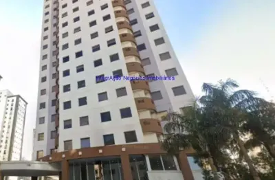 Condomínio com recepção e portaria.  excelente localização á 7 minutos andando para a estação do metrô trianon - masp e avenida paulista; entre as rua