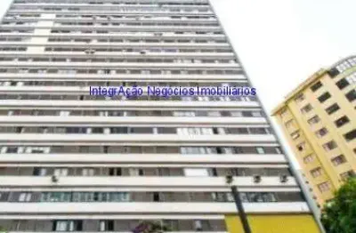 Apartamento mobiliado 179m², 03 dormitórios (sendo 01 suíte), 03 banheiros e 01 vaga de garagem.  condomínio com portaria e segurança.  excelente