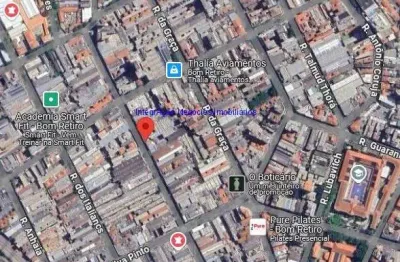 Prédio 1.560m²,  07 andares,  com apartamentos 70, 90 e 100 m2, 04 lojas térreas e 20 banheiros.  excelente localização, entre as ruas da graça