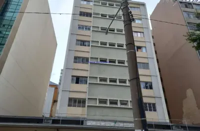 Apartamento studio 28m², 01 dormitório e 01 banheiro.  condomínio com portaria.  excelente localização á 8 minutos andando para a estação do metrô
