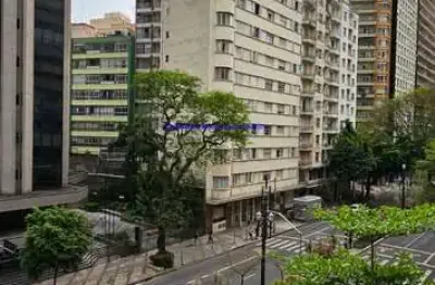 Apartamento 50m², 01 dormitório e 01 banheiro.   condomínio com portaria e segurança.  excelente localização á 7 minutos andando para a estação