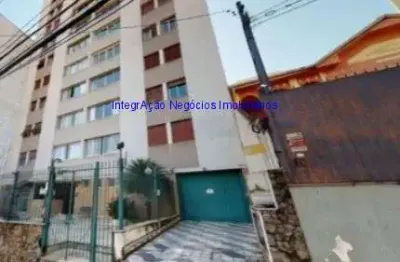 Apartamento 110m², 03 dormitórios e 02 banheiros.  condomínio com portaria e segurança.  excelente localização, ministro de godoi, wanderley