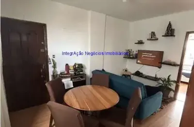 Apartamento 50m², 02 dormitórios e 01 banheiro.  condomínio com portaria e segurança.   excelente localização á 1 minuto andando para a estação
