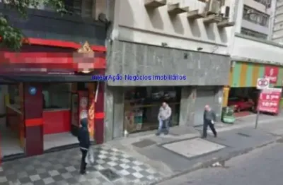 Loja 58m² e 02 banheiros.  excelente localização, á 1 minuto andando para a estação do metrô republica; entre as ruas do arouche e bento freitas.