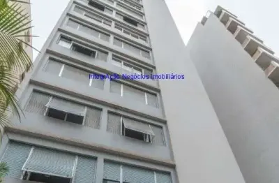 Apartamento 193m², 03 dormitórios (sendo 02 suítes), 03 banheiro, 01 vaga de garagem.  condomínio com portaria e segurança.  excelente localização