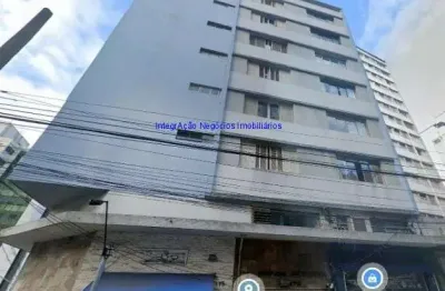 Apartamento studio mobiliado 35m², 1 dormitório, 1 banheiro. cozinha, área de serviço e banheiro grandes e independentes.  condomínio com portaria,