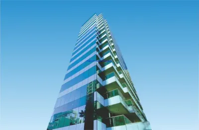 Prédio 4.427 m², 15 pavimentos, 20 banheiros, 03 subsolos e 128 vagas de garagem.  excelente localização á 7 minutos andando para a estação do metrô