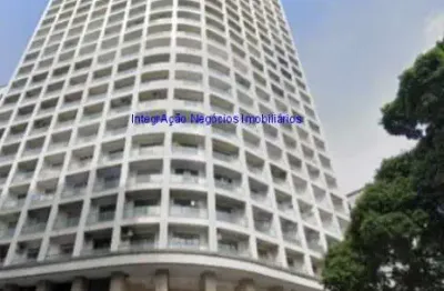 Conjunto comercial 77m² e 01 banheiro.  condomínio com segurança e portaria.  excelente localização á 9 minutos andando para a estação do metrô