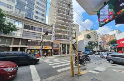 Loja 775,39 m² e 02 banheiros.  excelente localização á 7 minutos andando para a estação do metrô consolação; entre as ruas fernando de albuquerque