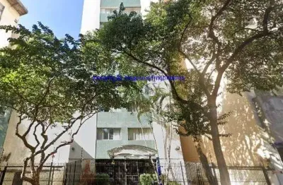 Apartamento 43m², 01 dormitório, 01 banheiro e 01 vaga de garagem.  condomínio com portaria e segurança.  excelente localização