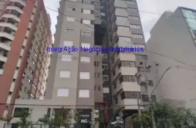 Apartamento 35m², 01 dormitório, 01 banheiro e 01 vaga na garagem.  condomínio com portaria, segurança 24hrs, piscina e espaço goumert.