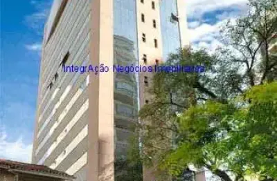 Conjunto comercial 83m², 02 banheiros e 01 vaga na garagem.  condomínio com recepção e segurança 24hrs.  excelente localização á 5 minutos andando