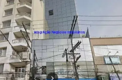 Conjunto comercial  157m² e 02 banheiros.  condomínio com recepção e segurança 24hrs.  excelente localização á 4 minutos andando para a estação