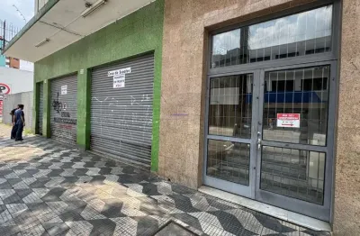 Loja 88,97m² e 02 banheiros.  excelente localização, á 10 minutos andando para a estação do metrô santa cecilia; entre as ruas conselheiro nebias