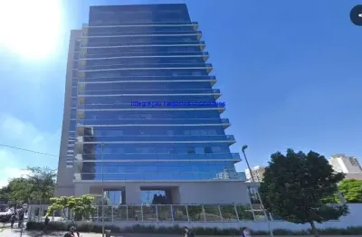 Conjunto comercial 116m², 02 banheiros e 04 vagas na garagem.  condomínio com recepção e segurança.  excelente localização próximo as ruas pedro