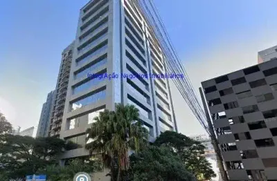 Prédio 5.135m², 10 banheiros e 66 vagas de garagem.   excelente localização, a 4 minutos andando para a estação do metrô trianon masp; entre as ruas