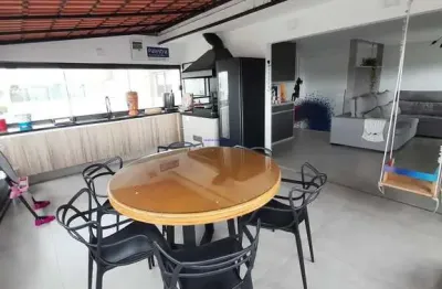 Apartamento  180m², 03 dormitórios (sendo 01 suíte) , 03 banheiros  e 02 vagas de garagem.