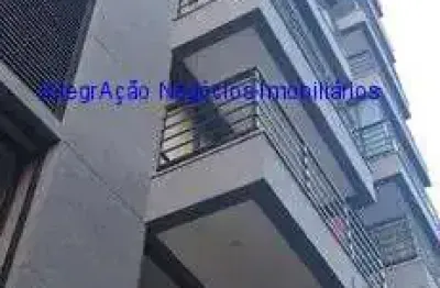Apartamento 90m², 03 dormitórios, 03 banheiros e 01 vaga na garagem.    condomínio com portaria, segurança e piscina.   excelente localização