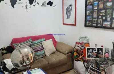 Apartamento studio 31m², 01 dormitório e 01 banheiro.  condomínio com portaria e segurança.  excelente localização á 6 minutos andando para a estação