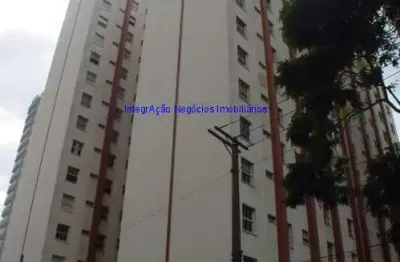 Condomínio com portaria 24hrs e jardim.  excelente localização á 6 minutos andando para a estação do metrô consolação; entre as ruas augusta,