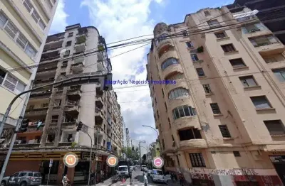 Apartamento studio 33m², 01 dormitório e 01 banheiro.  condomínio com portaria e segurança.  excelente localização, a 8 minutos andando para a estação