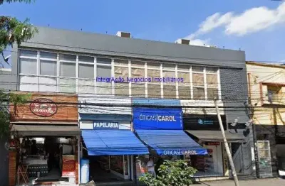 Sobreloja 318m² e 02 banheiros.  Excelente localização entre as Ruas Henrique Schumann, Lisboa e Artur de Azevedo.  Todas as informações