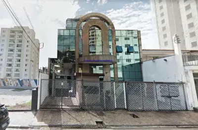 Ótimo prédio comercial, com 3 andares e quinze vagas. monousuário para sede empresa, estúdio de gravação, consultório/ laboratório, educação,