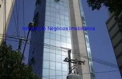 Conjunto comercial  100m², 01 copa, 03 banheiros e 03 vagas de garagem.  condomínio com segurança, portaria e recepção.  excelente localização