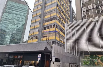 Condomínio com recepção.  excelente localização á 3 minutos andando para a estação do metrô consolação; entre as ruas são carlos do pinhal, augusta,