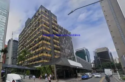 Conjunto comercial 19m² e 01 banheiro.  condomínio com portaria e segurança.  excelente localização, á 4 minutos andando para a estação do metrô